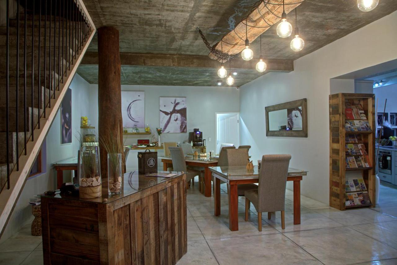 סווקופמונד Organic Stay Guesthouse מראה חיצוני תמונה